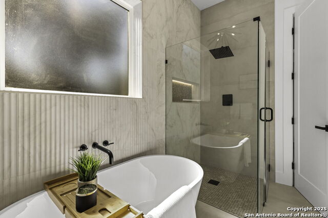 Image 29 of 42 For 120 River View