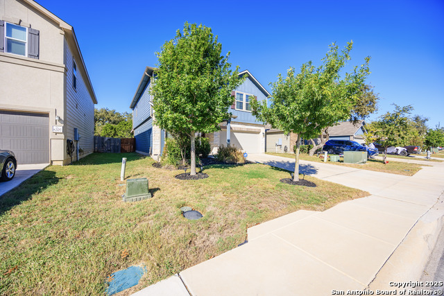 Image 3 of 49 For 8211 Broussard