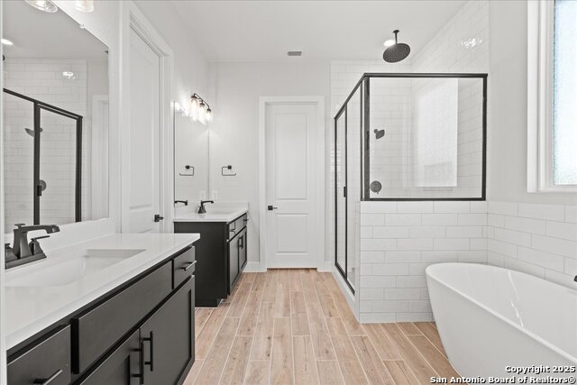 Image 13 of 20 For 3715 Moru Oak Drive