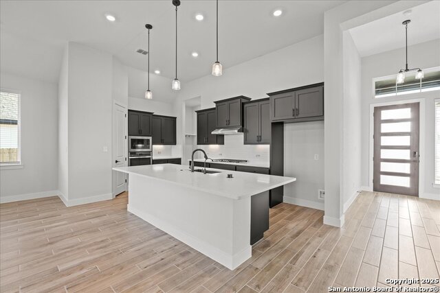 Image 5 of 20 For 3715 Moru Oak Drive