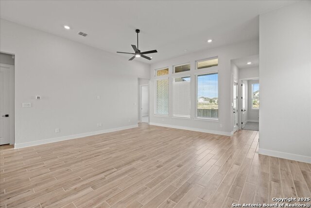 Image 9 of 20 For 3715 Moru Oak Drive