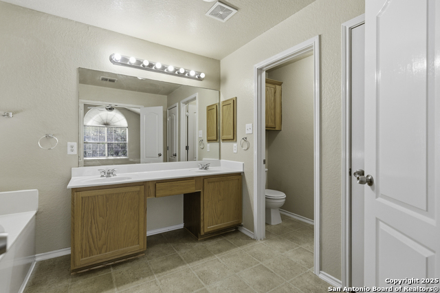 Image 17 of 29 For 9619 Justice