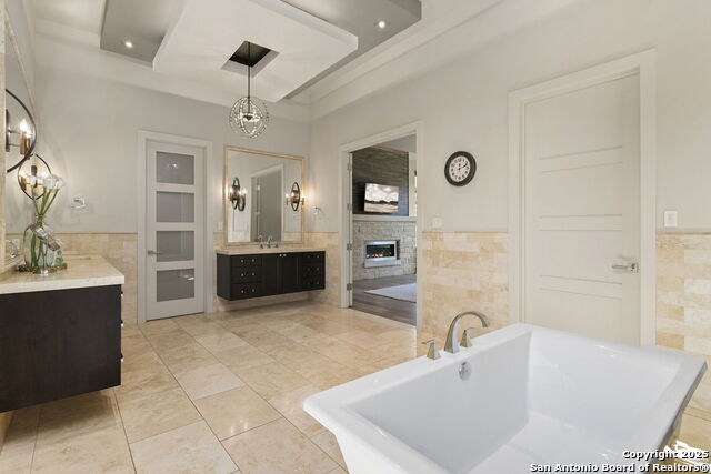 Listing photo id 32 for 116 Sendero Ridge