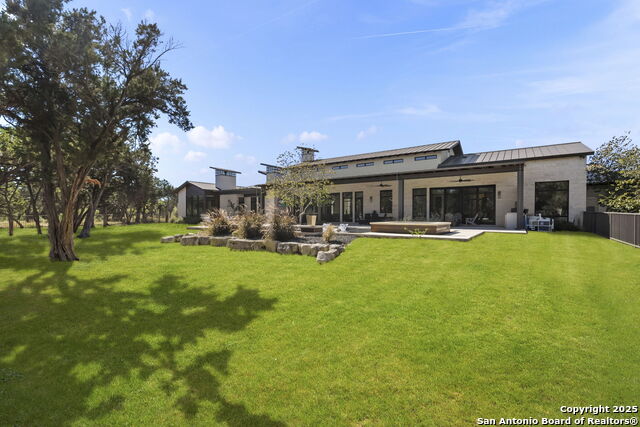 Listing photo id 51 for 116 Sendero Ridge