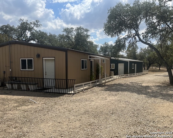 Image 11 of 11 For 1050 Hickory