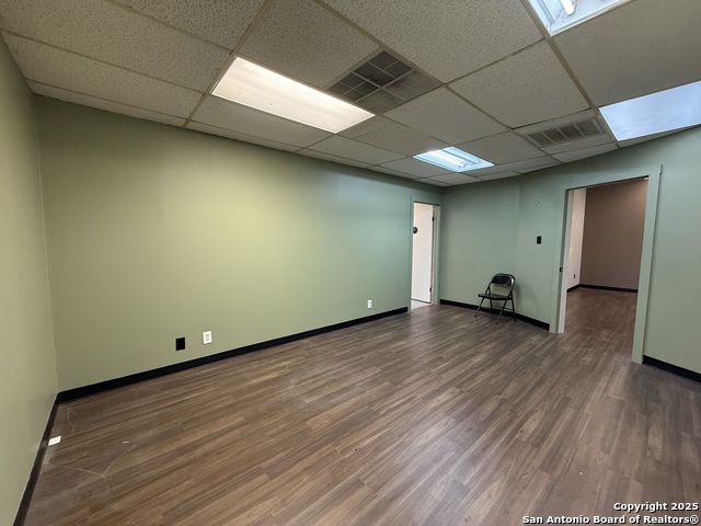 Listing photo id 3 for 2426 Freedom