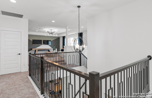 Image 11 of 34 For 523 Athabaska Trail