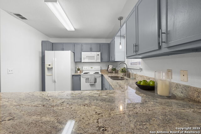 Image 8 of 24 For 121 Plant Ave S Apt 102