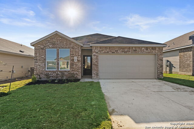 Details for 740 Horsetail Ln, New Braunfels, TX 78130