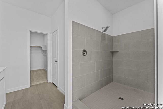 Image 26 of 28 For 740 Horsetail Ln