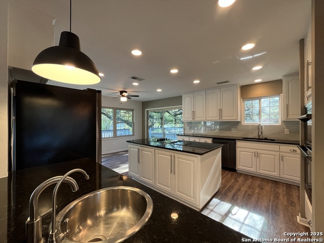 Image 16 of 76 For 14526 Majestic Prince St