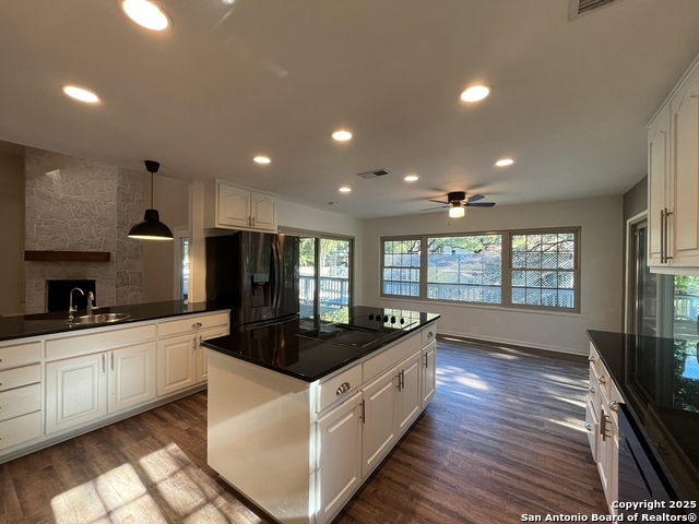 Image 17 of 76 For 14526 Majestic Prince St