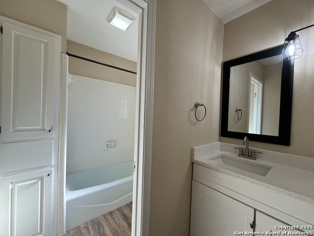 Image 33 of 76 For 14526 Majestic Prince St