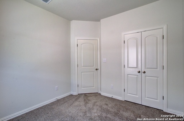 Image 18 of 20 For 943 Creek Bed Drive