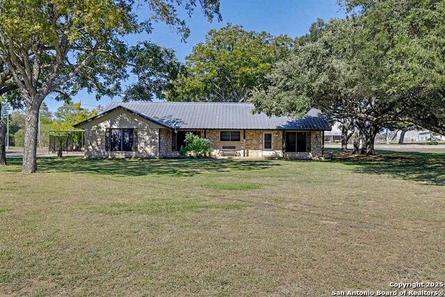 Details for 307 Us Highway 87, Stockdale, TX 78160