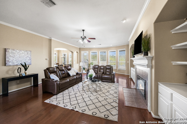 Image 14 of 72 For 123 Dodder