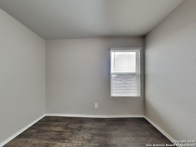 Image 17 of 23 For 4129 Asher Alley