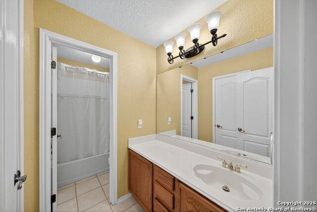 Image 23 of 33 For 4509 Grand Forest Dr.