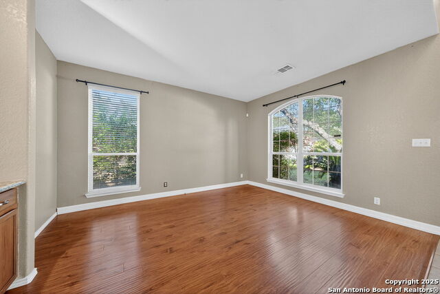 Image 5 of 33 For 4509 Grand Forest Dr.