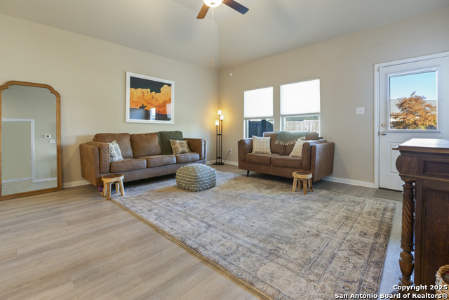 Image 10 of 31 For 6123 Quiet Oak Place