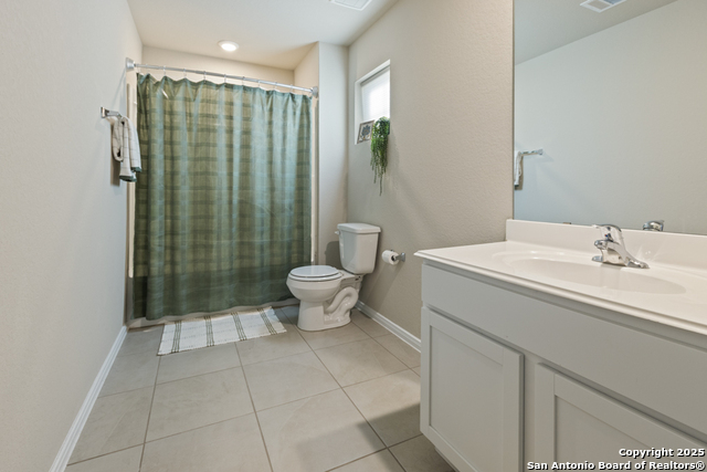 Image 26 of 31 For 6123 Quiet Oak Place