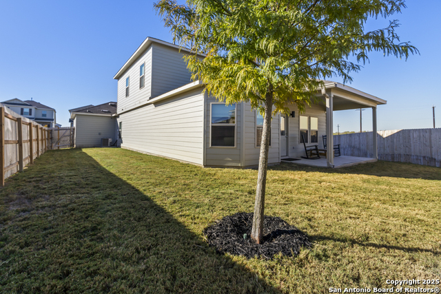 Image 30 of 31 For 6123 Quiet Oak Place