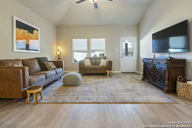 Image 9 of 31 For 6123 Quiet Oak Place