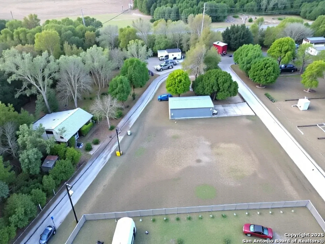 Image 4 of 12 For 530 Robin Nest