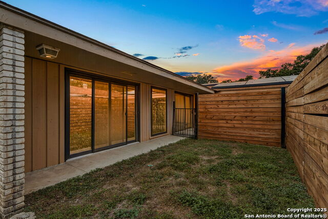 Image 16 of 45 For 8390 Verde N