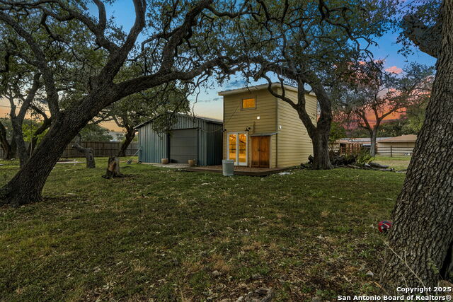 Image 42 of 45 For 8390 Verde N