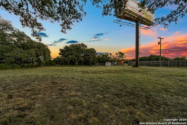 Image 43 of 45 For 8390 Verde N