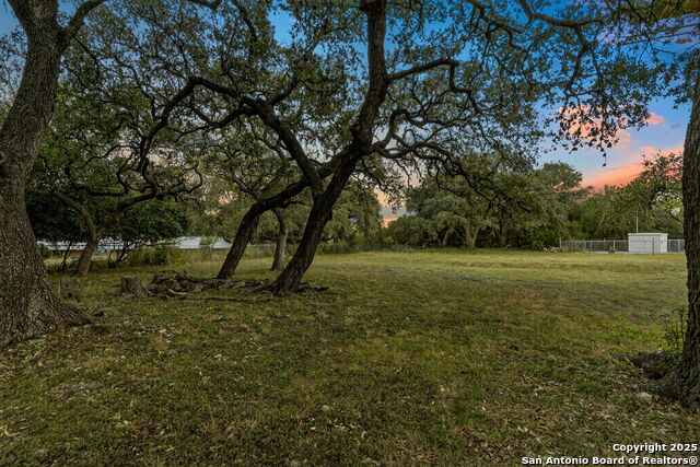 Image 44 of 45 For 8390 Verde N