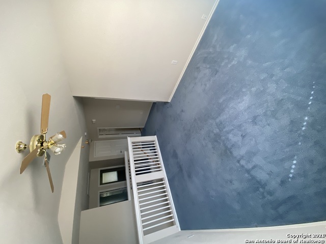 Image 10 of 22 For 707 Sycamore Moon