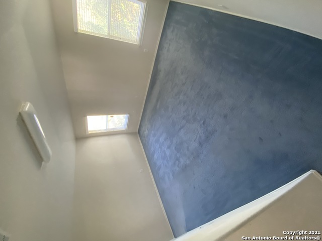 Image 15 of 22 For 707 Sycamore Moon