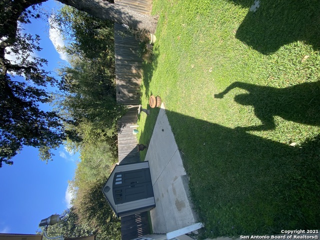 Image 20 of 22 For 707 Sycamore Moon