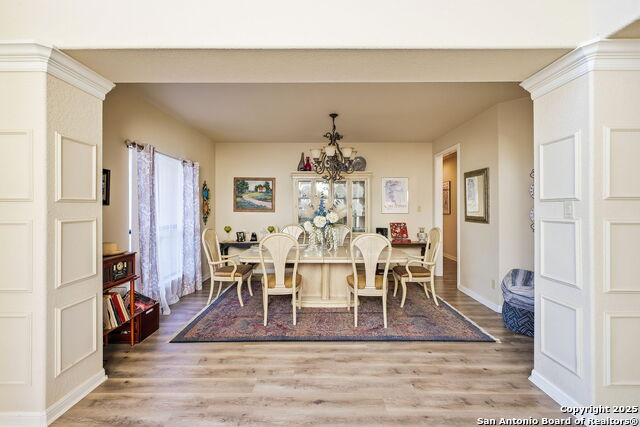 Listing photo id 10 for 3019 Single Peak