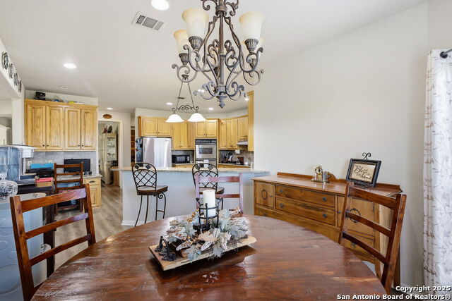 Listing photo id 18 for 3019 Single Peak