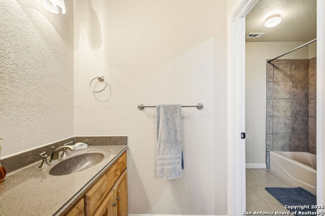 Listing photo id 31 for 3019 Single Peak