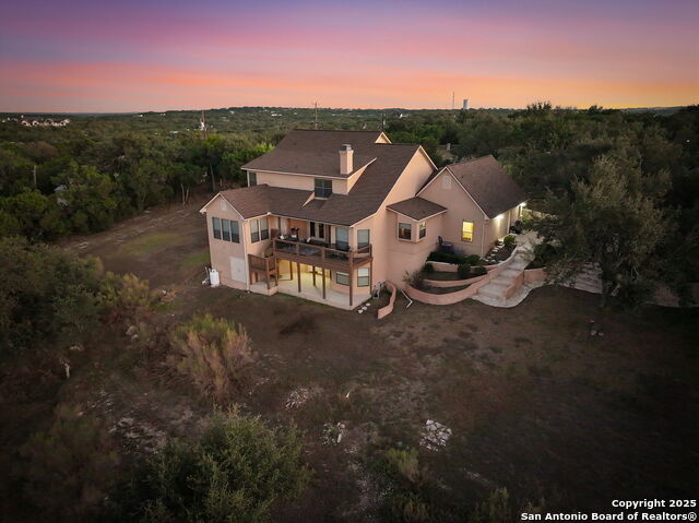 Listing photo id 44 for 3019 Single Peak