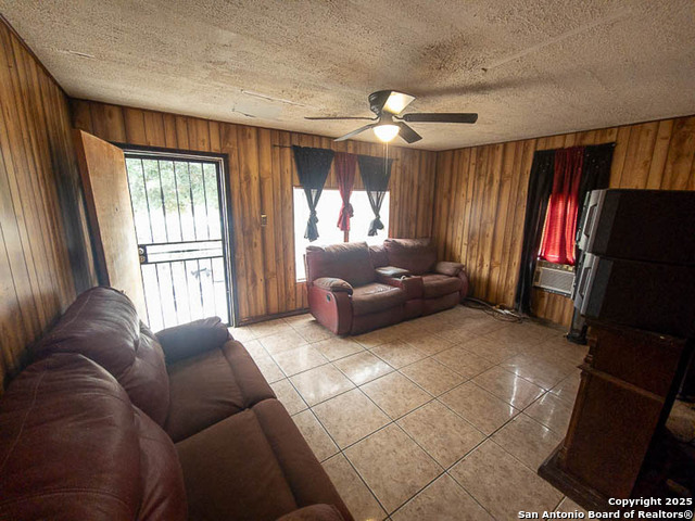 Image 6 of 23 For 343 Bocawood Dr