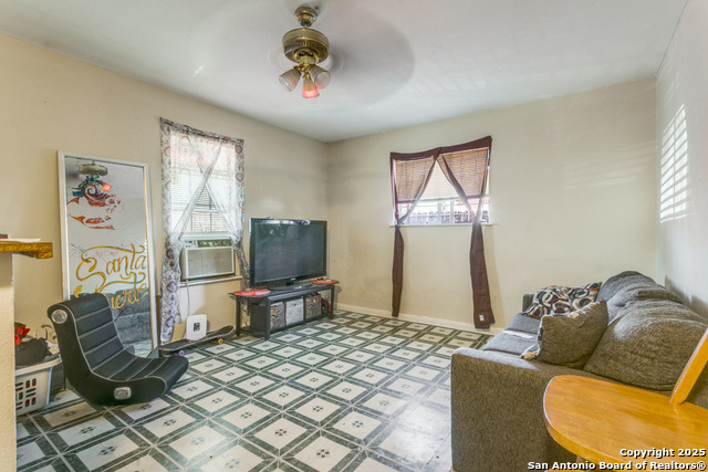 Image 11 of 12 For 329 Rayburn  