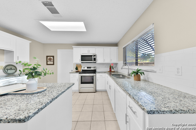 Image 11 of 38 For 13526 Mason Crest