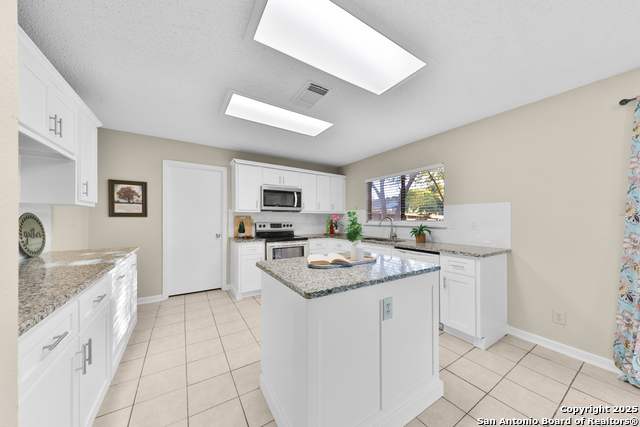 Image 12 of 38 For 13526 Mason Crest