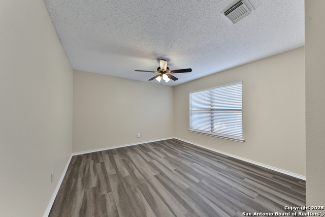 Image 27 of 38 For 13526 Mason Crest