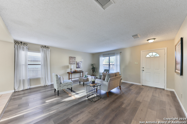 Image 7 of 38 For 13526 Mason Crest