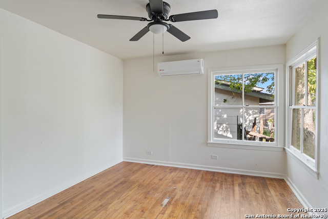 Image 10 of 36 For 166 El Monte