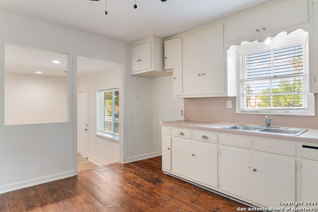 Image 21 of 36 For 166 El Monte