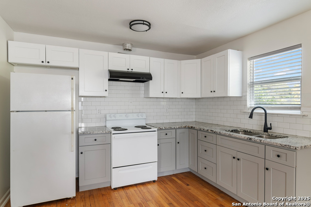 Image 5 of 36 For 166 El Monte