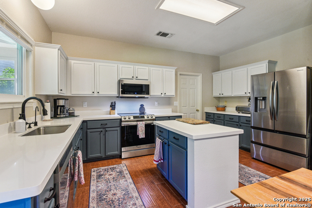 Image 10 of 34 For 15306 Preston Pass