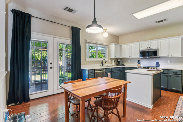 Image 8 of 34 For 15306 Preston Pass